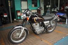 ヤマハ SR400